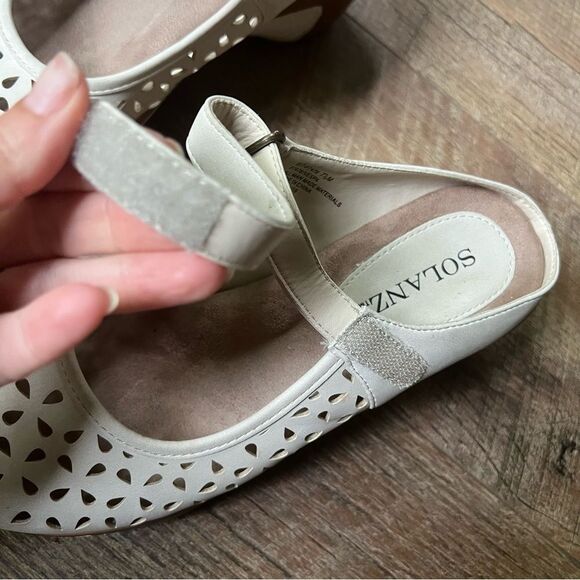 𝅺Solanz Vespa clogs cream lazer cut size 7.5 shoes ankle strap - Picture 6 of 14